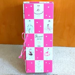 Vintage Glamour Kitty Collectible